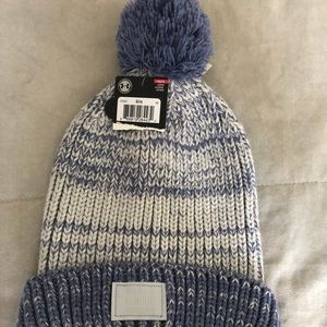 Pom Pom beanie